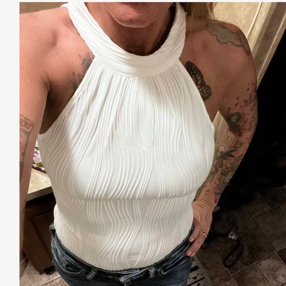 Solid Black Textured Halter Neck Fitted Bodysuit - Picture 6 of 9